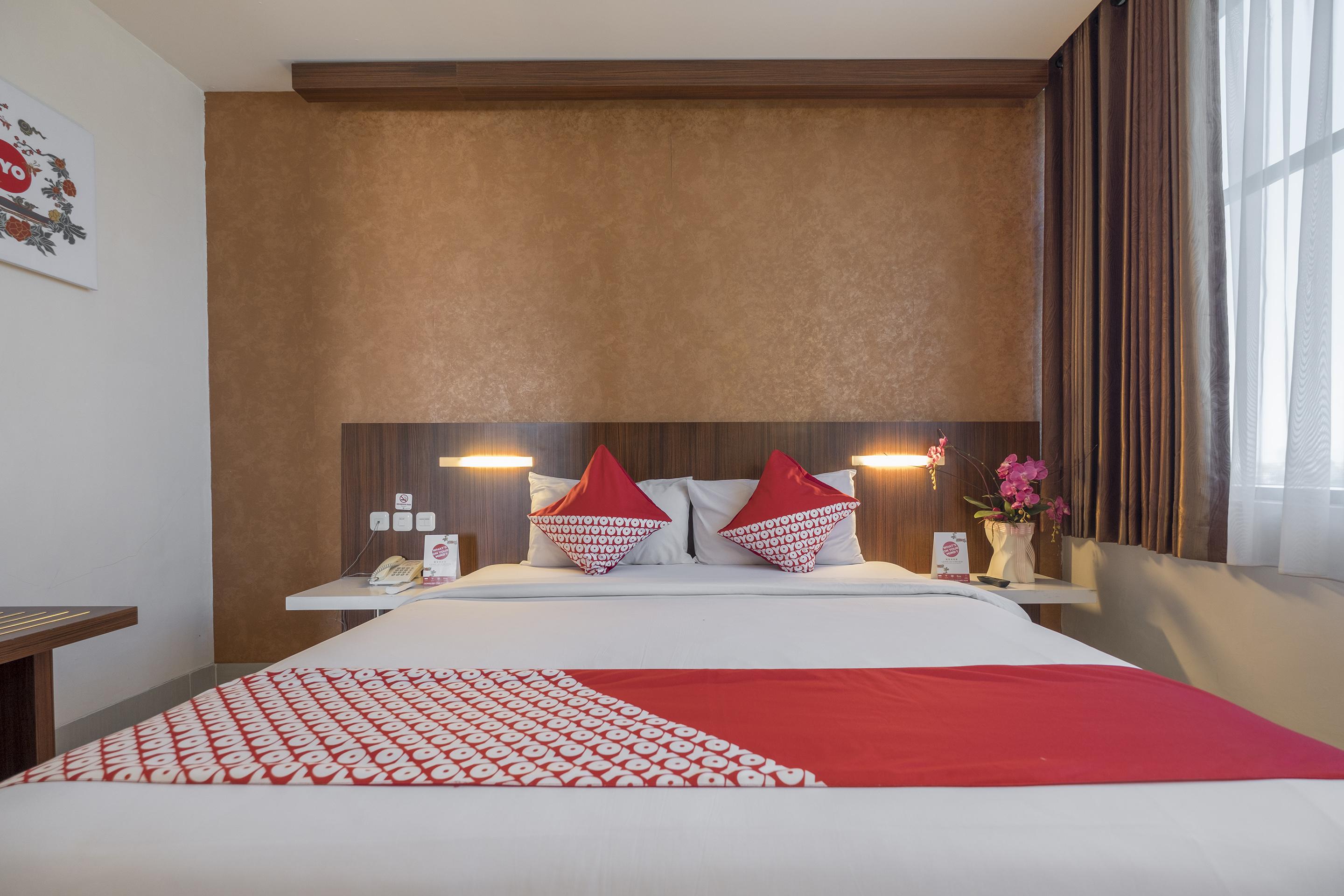 Collection O 1279 Hotel Grand Celino Makasar Exteriér fotografie