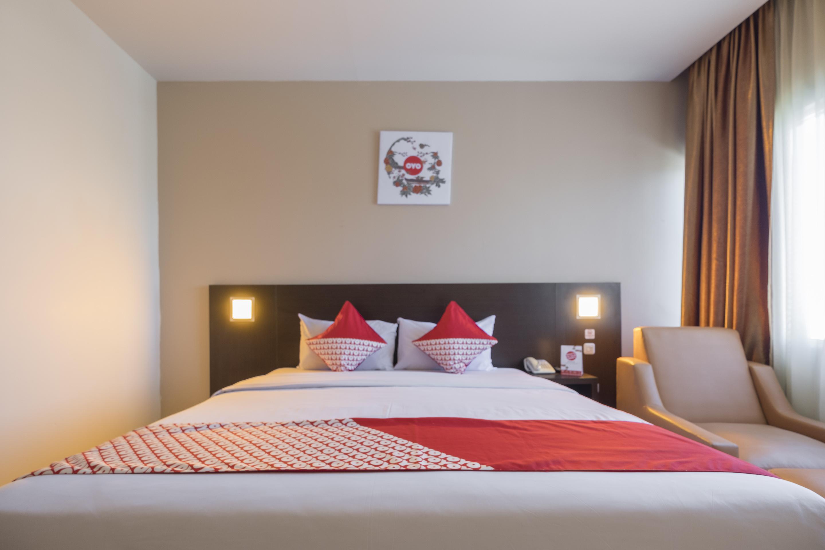 Collection O 1279 Hotel Grand Celino Makasar Exteriér fotografie