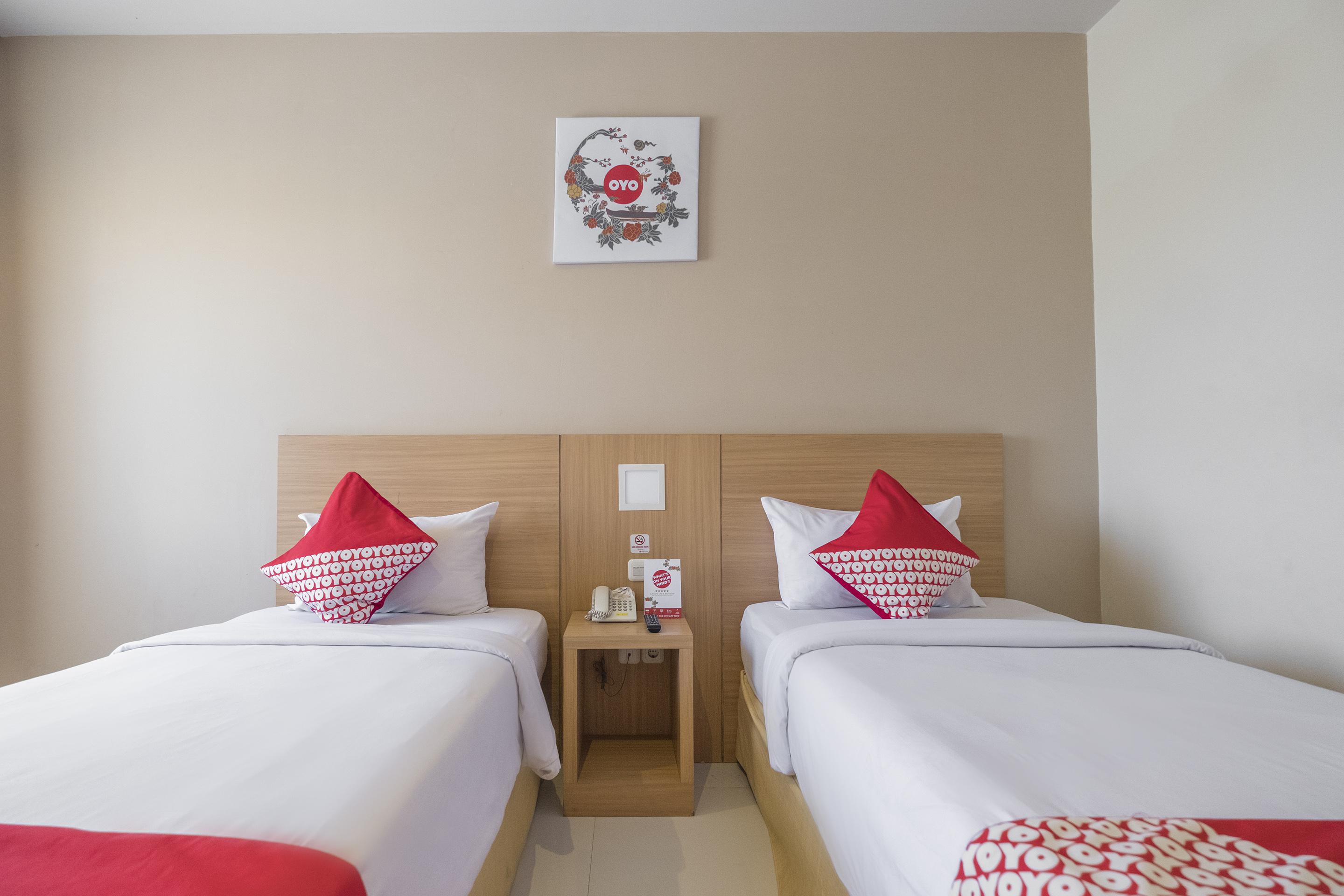 Collection O 1279 Hotel Grand Celino Makasar Exteriér fotografie
