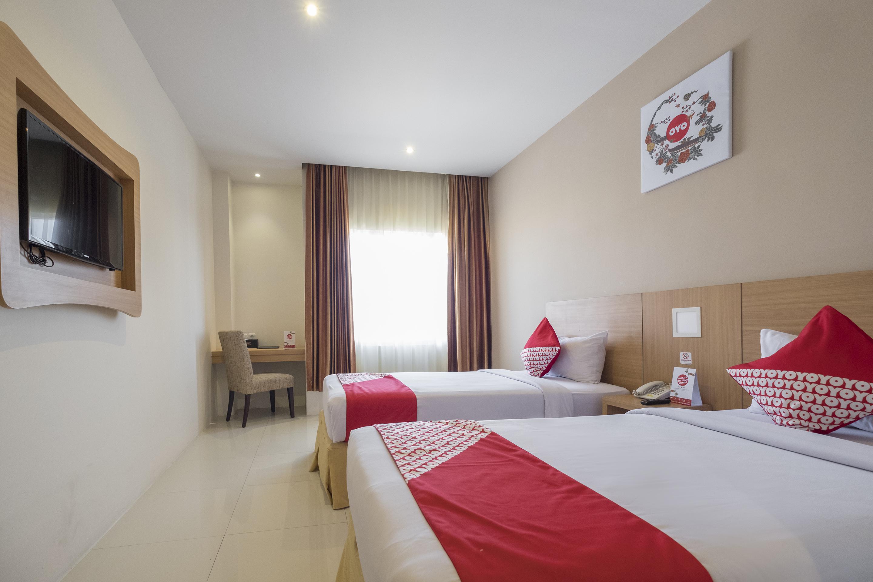 Collection O 1279 Hotel Grand Celino Makasar Exteriér fotografie