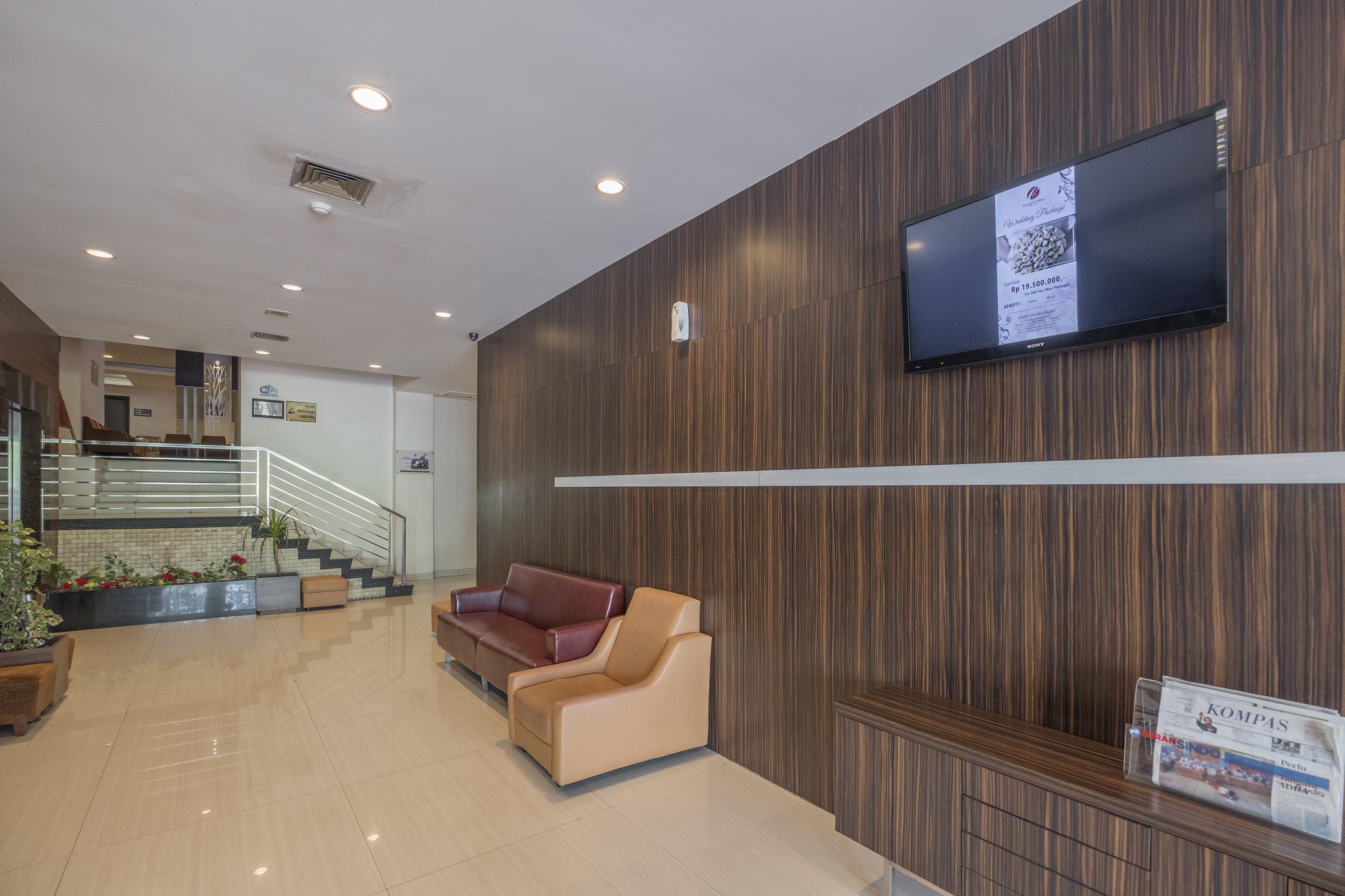 Collection O 1279 Hotel Grand Celino Makasar Exteriér fotografie
