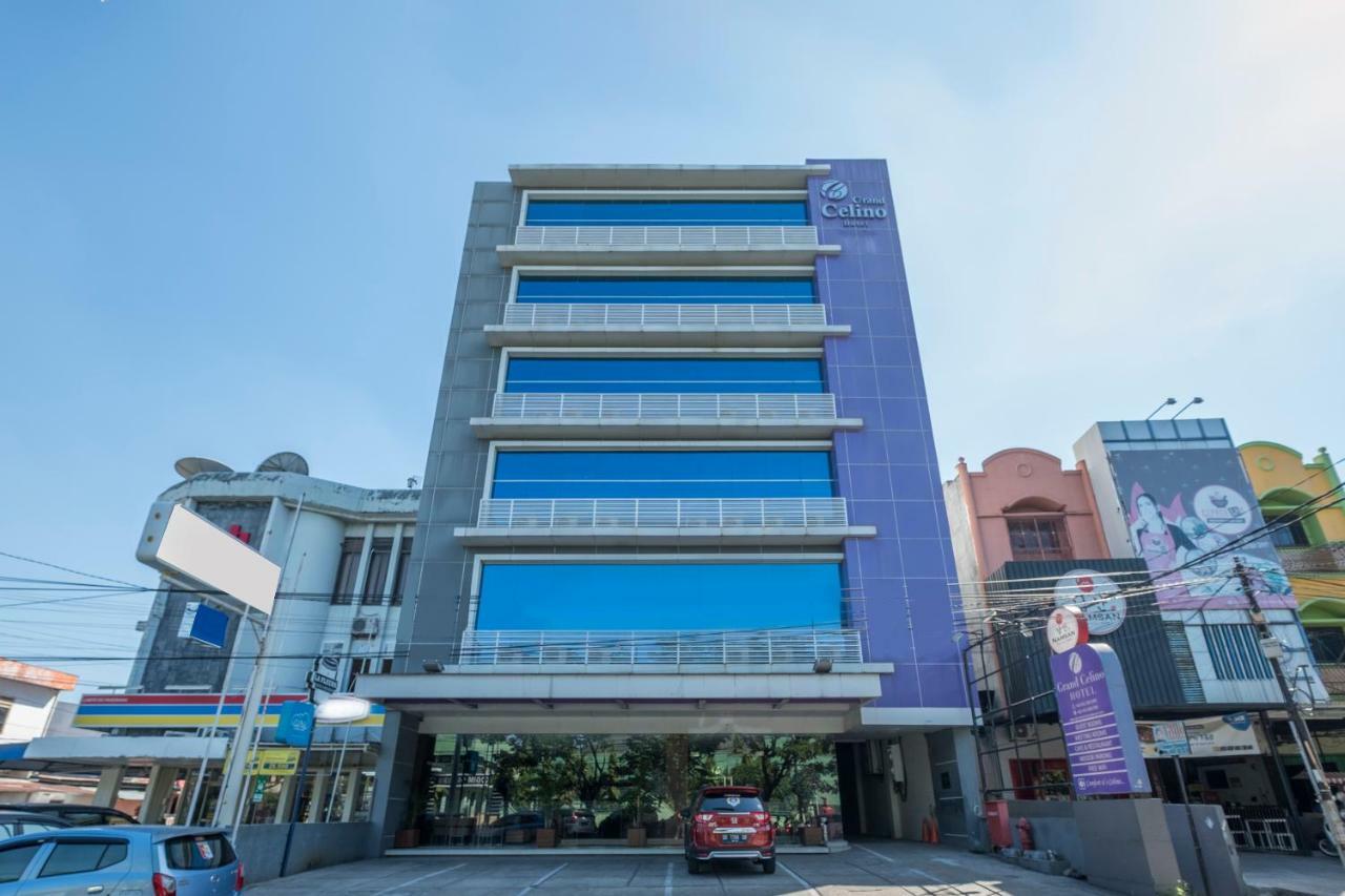Collection O 1279 Hotel Grand Celino Makasar Exteriér fotografie